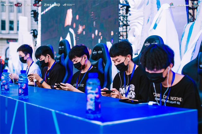 时钟被压缩 时钟被压缩