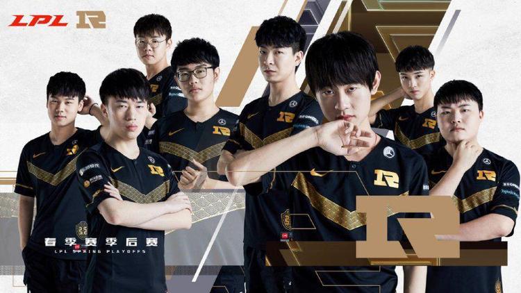 与此同时 与此同时